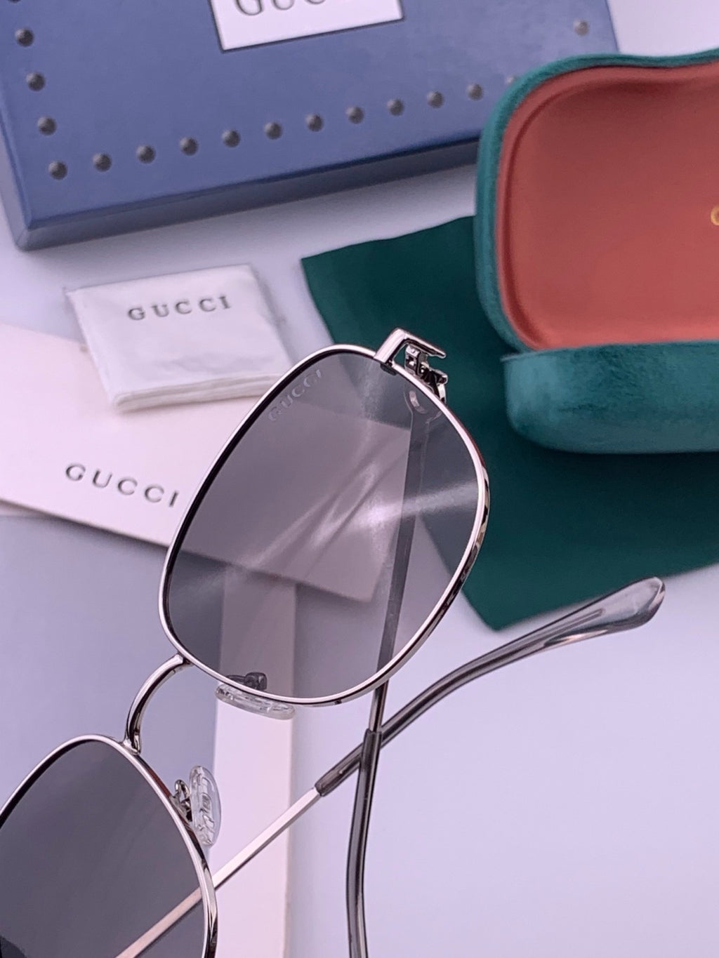 Gucci G35811 Metal Square Red Lens Sunglasses for Men & Women - 371578 - detail image 4