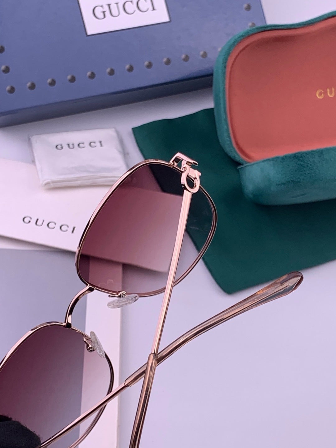 Gucci G35811 Metal Square Gold Lens Sunglasses for Men & Women - 371579 - detail image 4