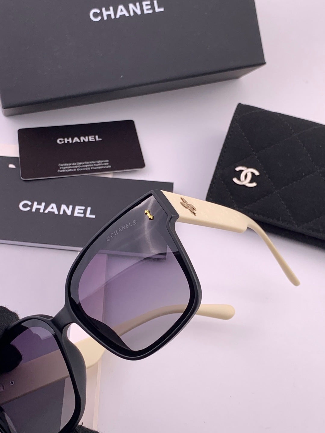 Chanel CH0279 Polarized Square Gold Lens Sunglasses for Women - detail image 3