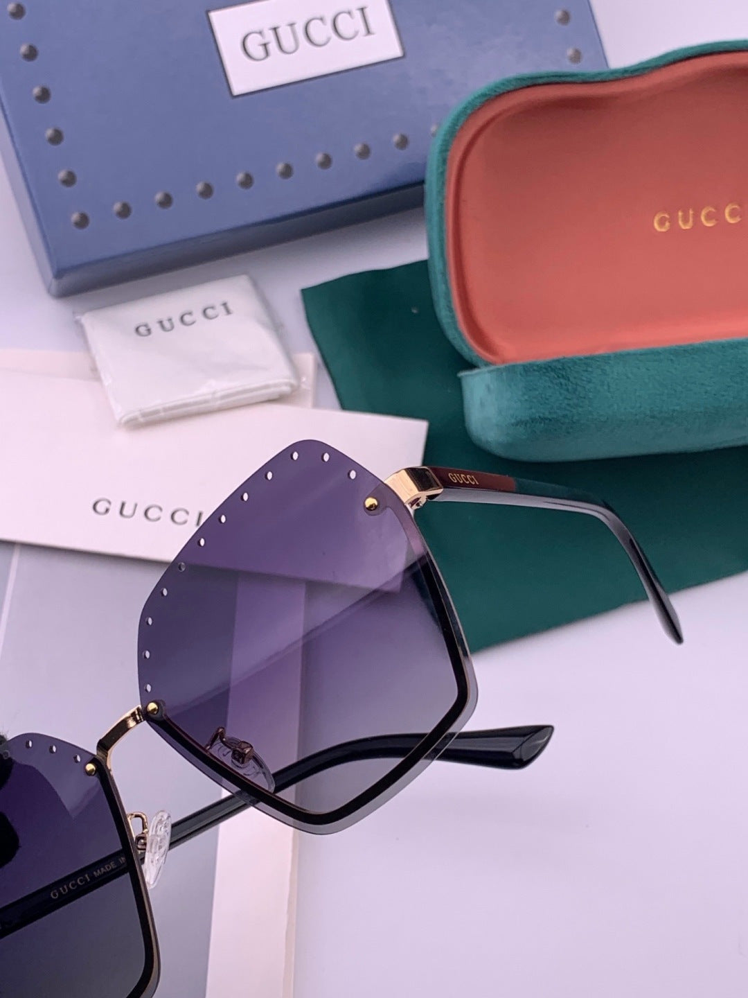 Gucci G9079 Lightweight Rimless Brown Lens Sunglasses for Women - 371584 - detail image 2