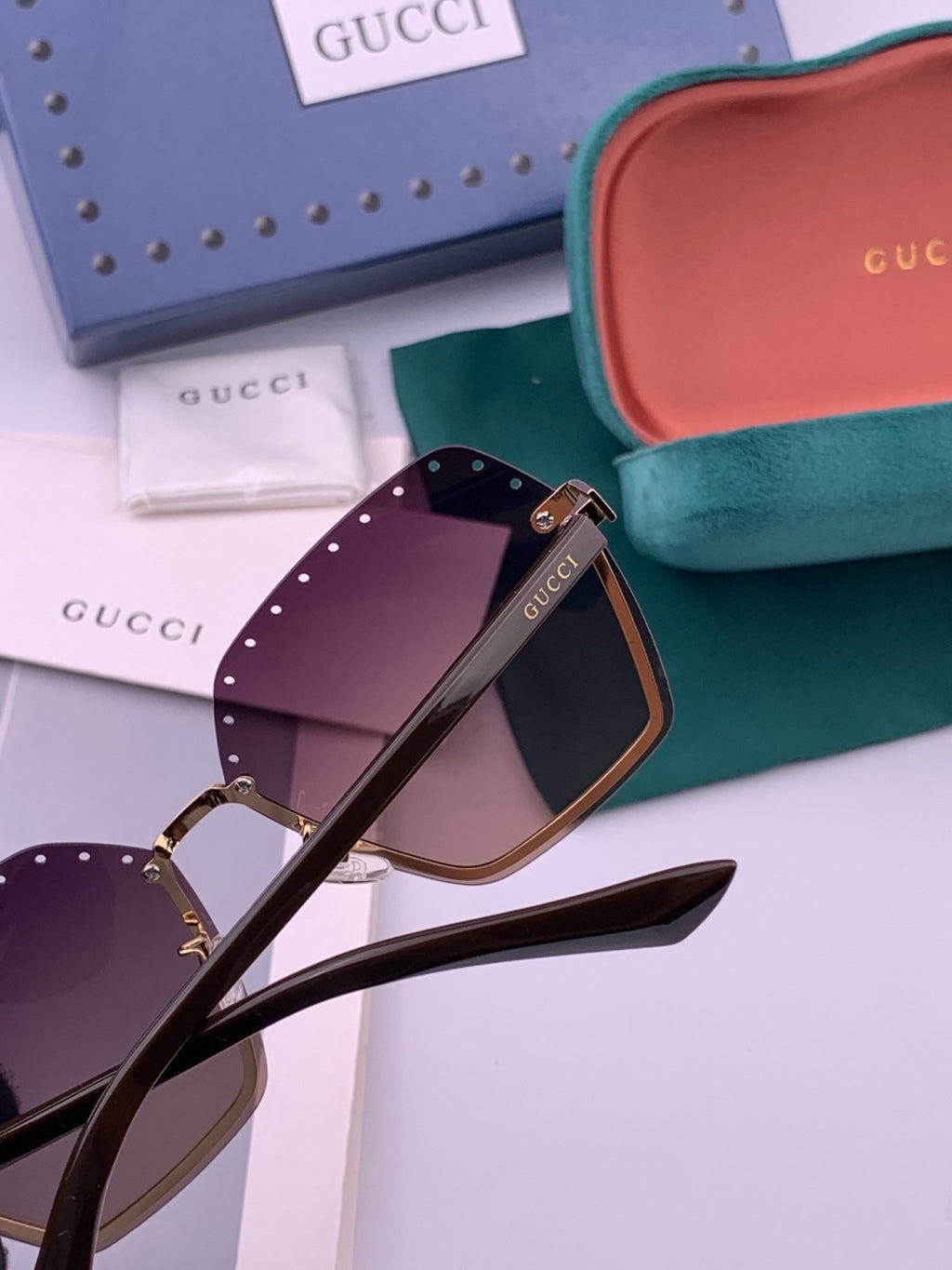 Gucci G9079 Lightweight Rimless Gold Lens Sunglasses for Women - 371585 - detail image 4
