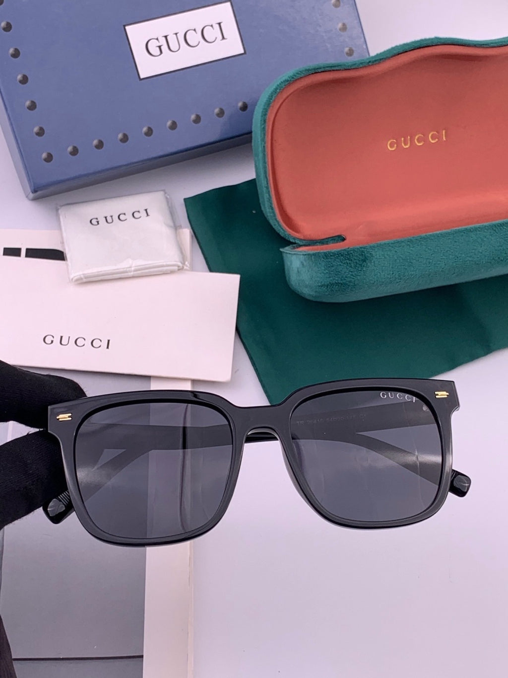 Gucci G02041 Polarized Fashion Brown Lens Sunglasses for Women - 371586
