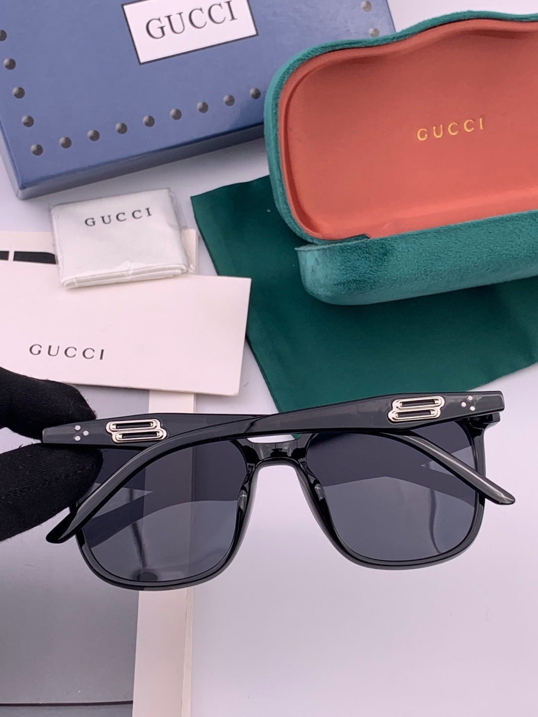 Gucci G32040 Polarized Fashion Gold Lens Sunglasses for Women - 371587 - detail image 4