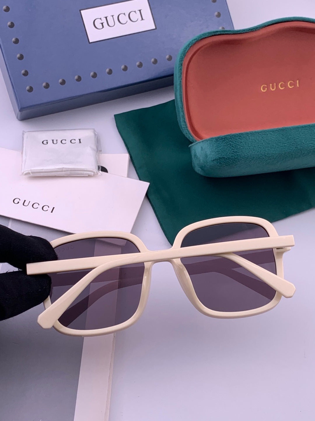 Gucci G5107 Square Gold Lens Sunglasses for Men & Women - detail image 4