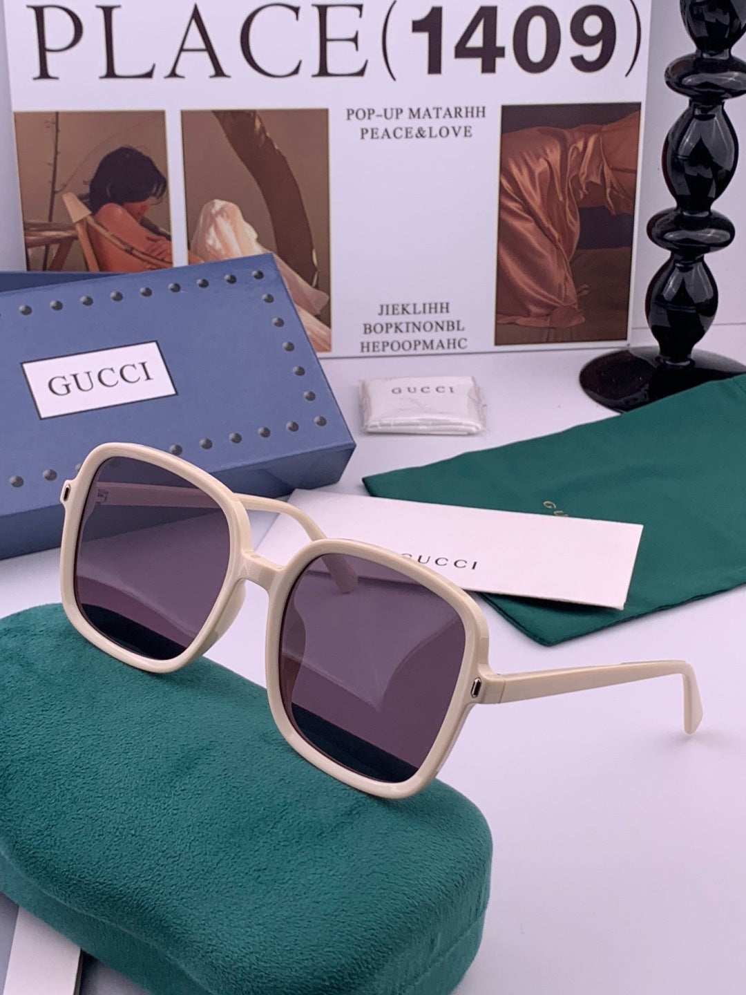 Gucci G5107 Square Gold Lens Sunglasses for Men & Women - detail image 2