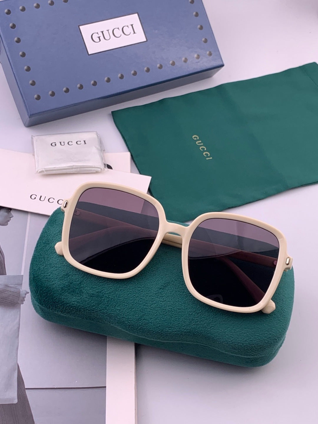 Gucci G5107 Square Gold Lens Sunglasses for Men & Women - detail image 6