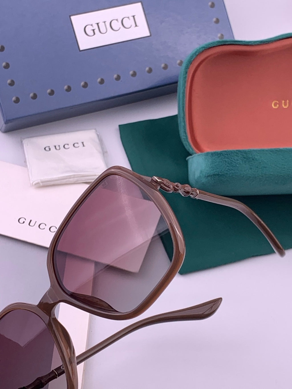 Gucci G3612 Fashion Red Lens Sunglasses for Men & Women - detail image 3
