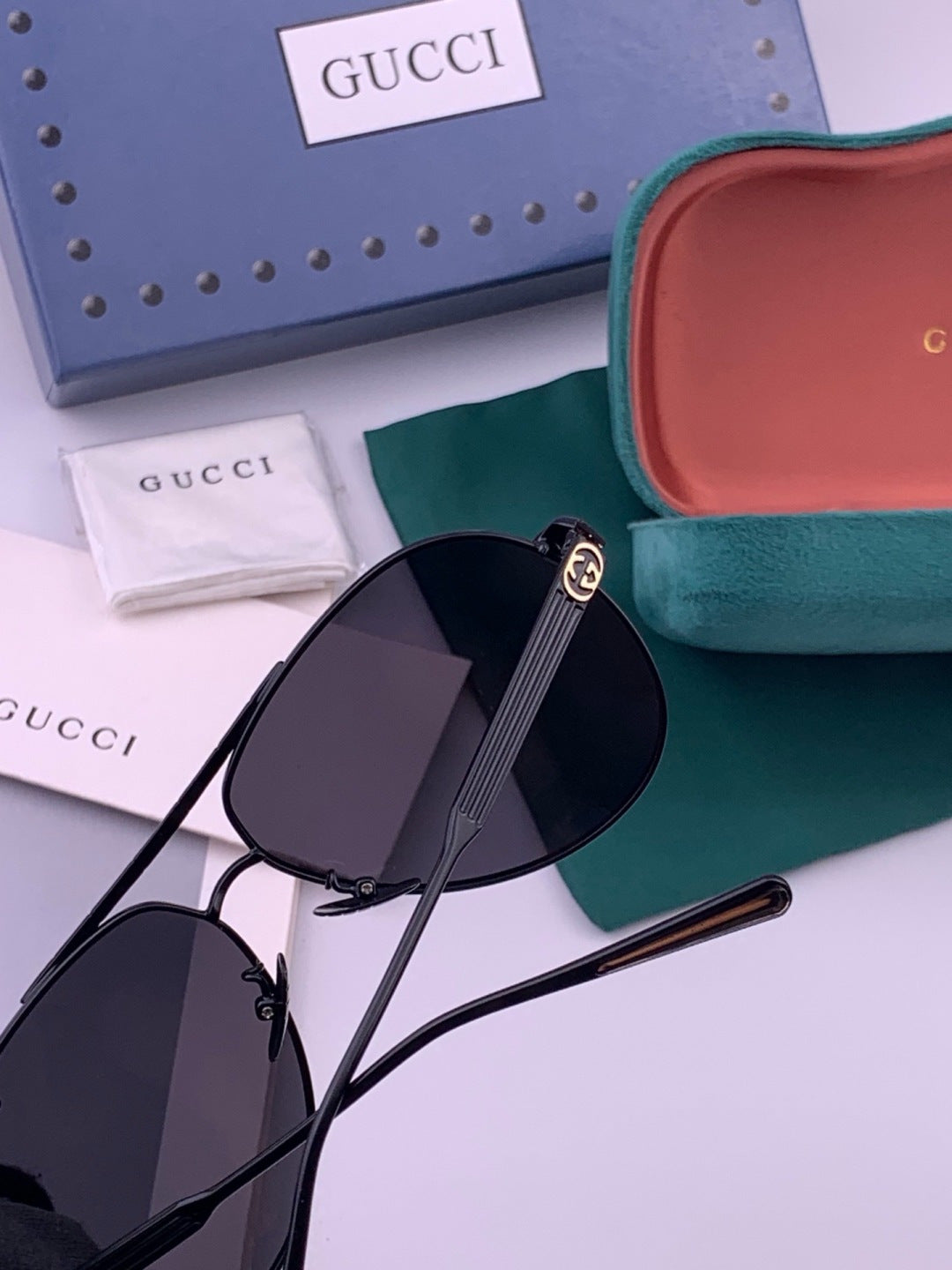 Gucci G3081 Polarized Aviator Black Lens Sunglasses for Men & Women - 371592 - detail image 5