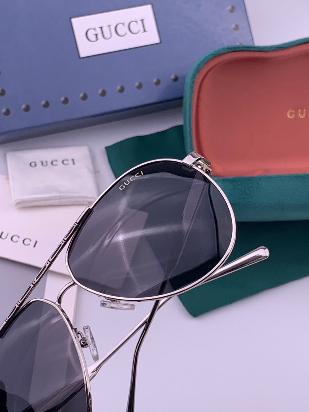 Gucci G3081 Polarized Aviator Black Lens Sunglasses for Men & Women - 371593 - detail image 6