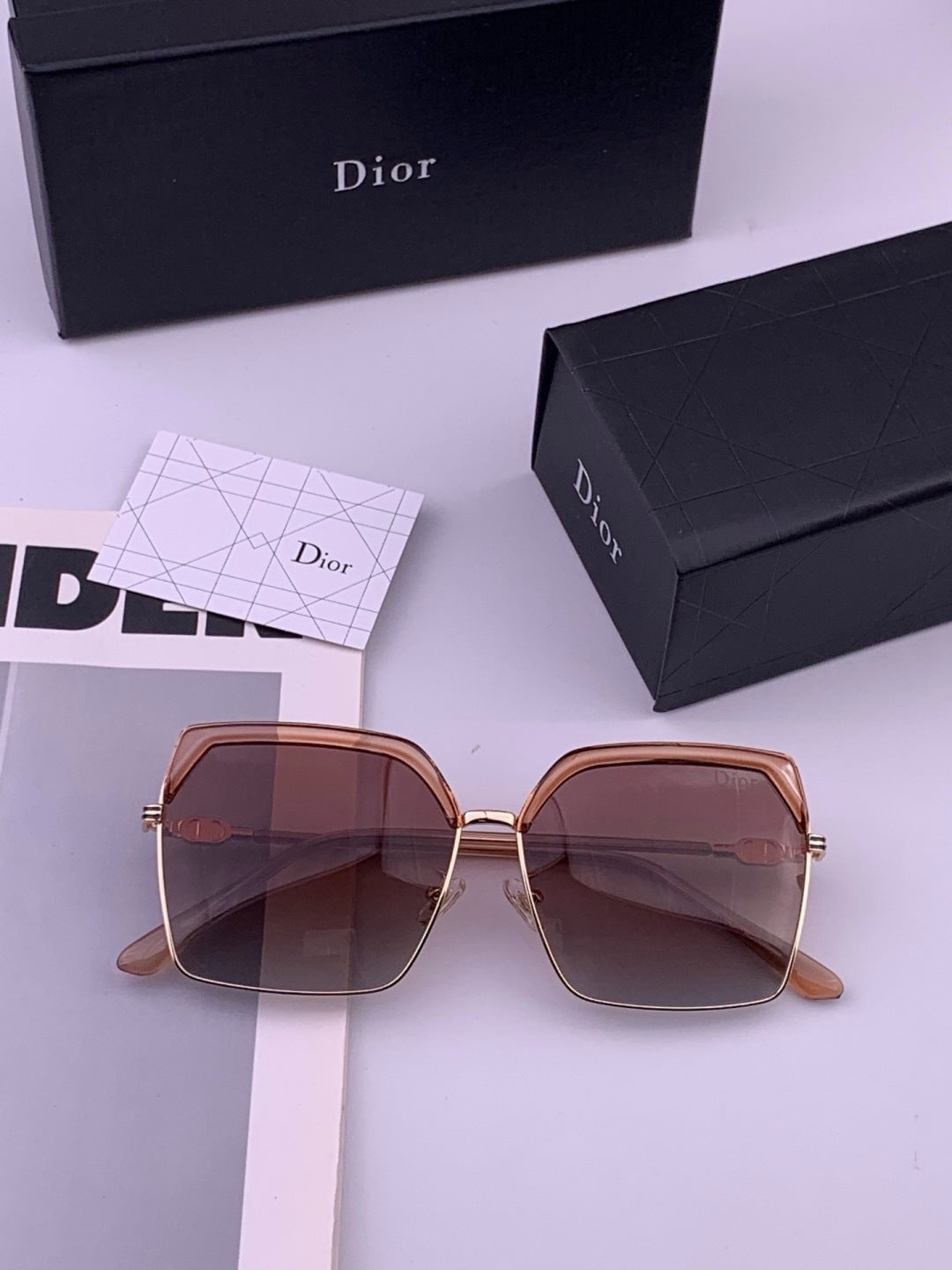 Dior CD2594 Polarized Fashion Gold Lens Sunglasses for Men & Women - detail image 6