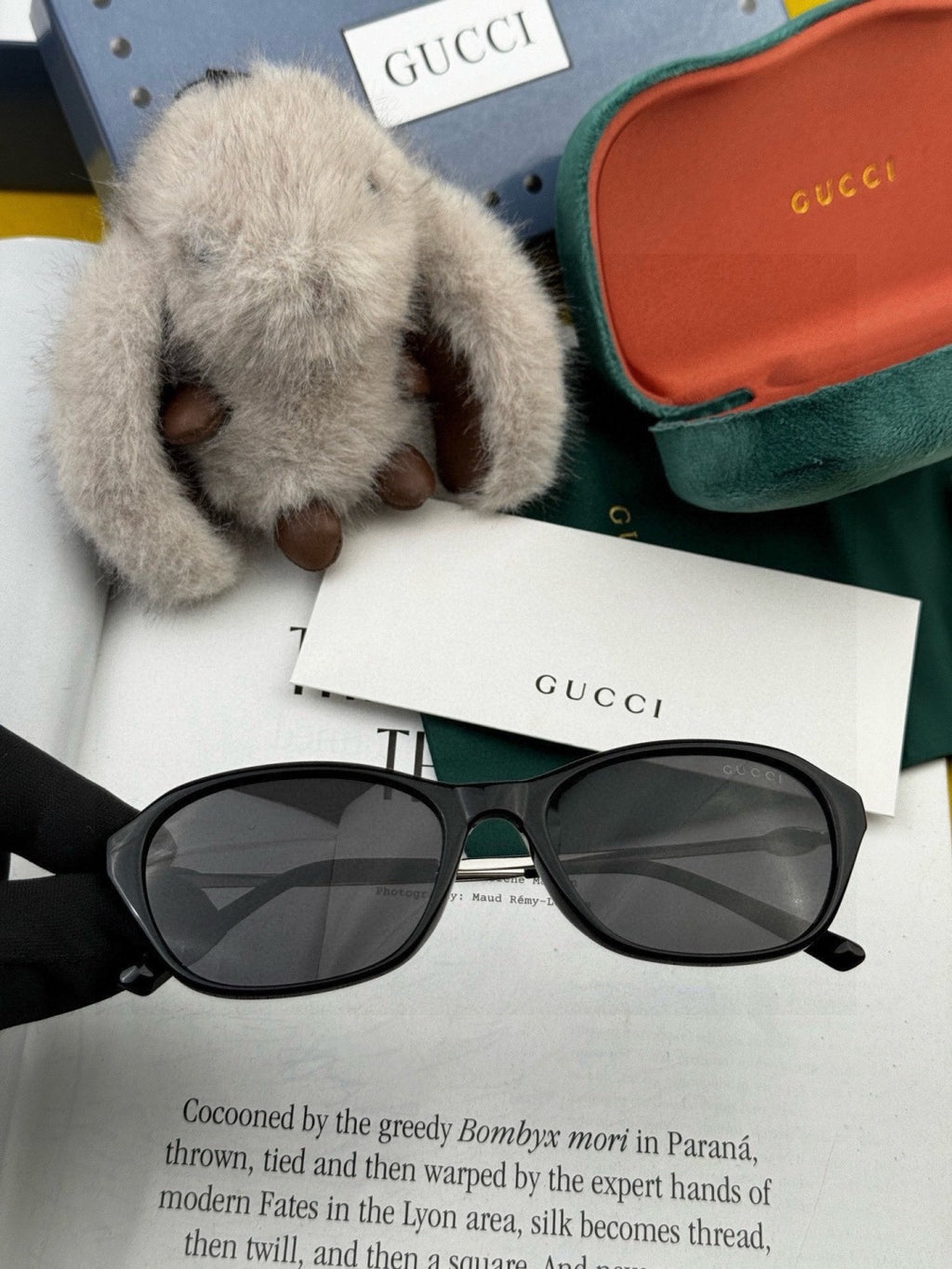 Gucci G5906 Polarized Square Black Lens Sunglasses for Men & Women - 371467 - detail image 2