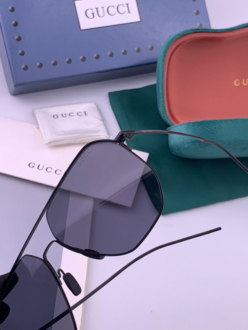 Gucci G3227 Polarized Aviator Gold Lens Sunglasses for Men - 371649 - detail image 3