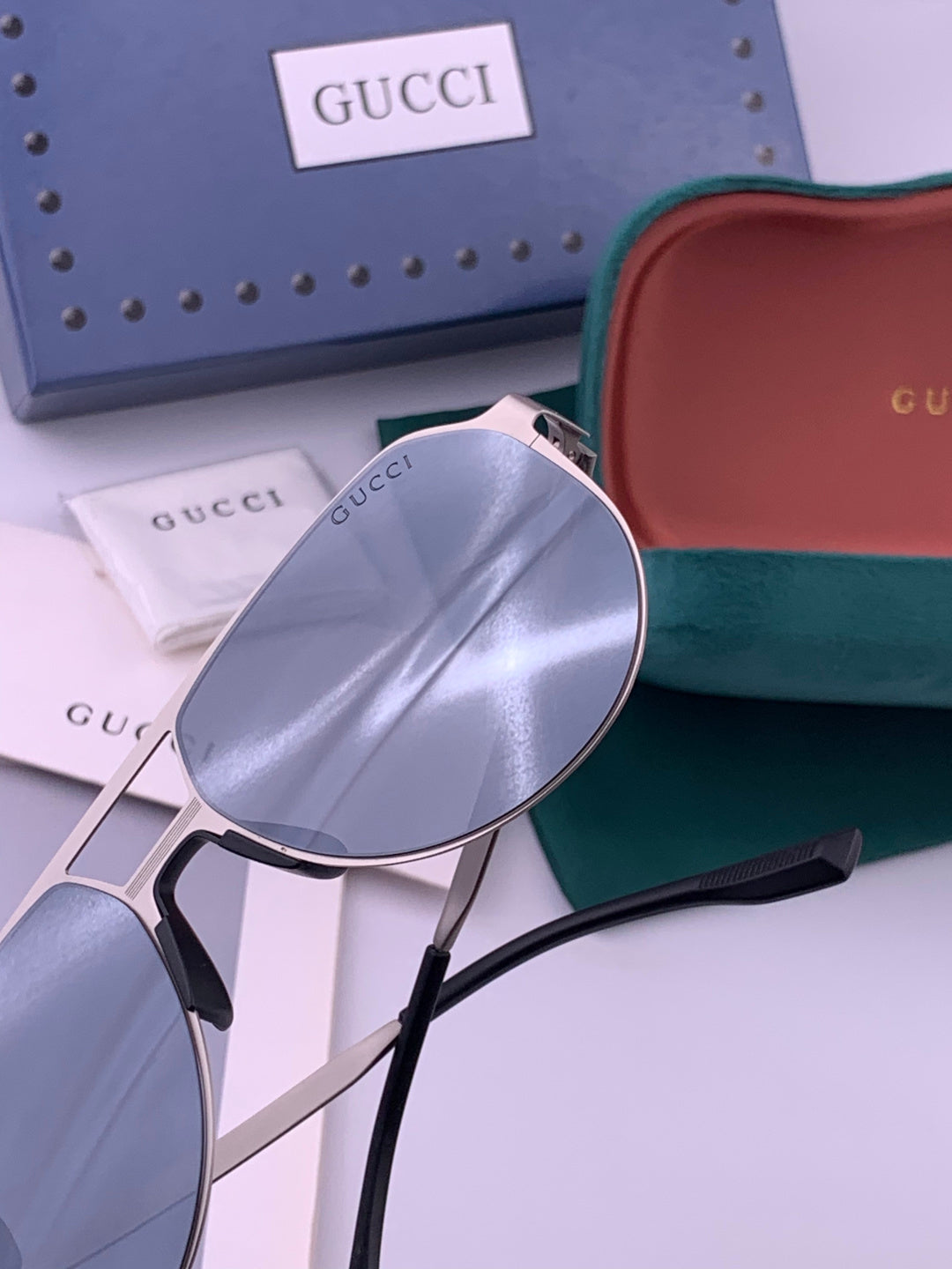 Gucci G7225 Polarized Aviator Gold Lens Sunglasses for Men - 371653 - detail image 4
