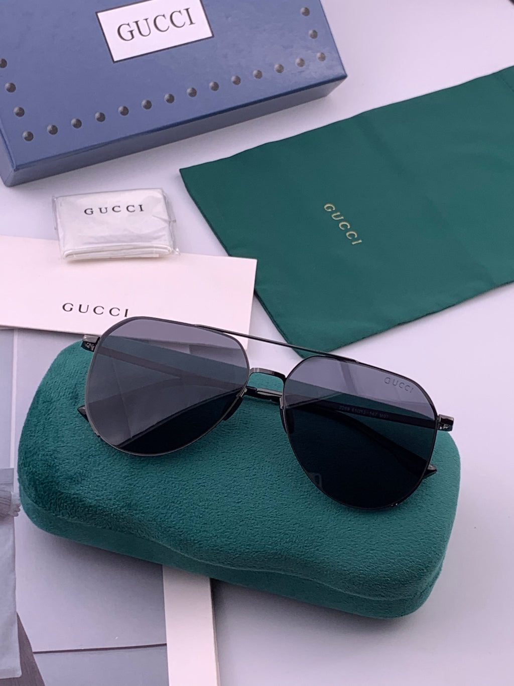 Gucci 1227 Fashion Gold Lens Sunglasses for Men & Women - 371655 - detail image 6