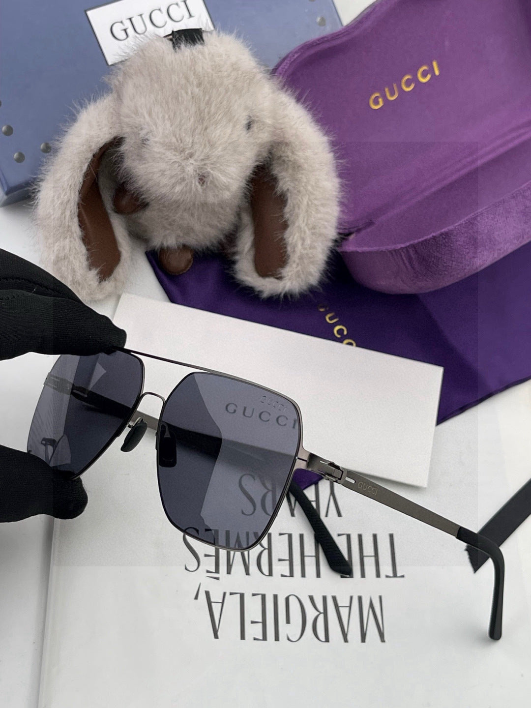 Gucci G3733 Polarized Fashion Black Lens Sunglasses for Men & Women - 371658 - detail image 4