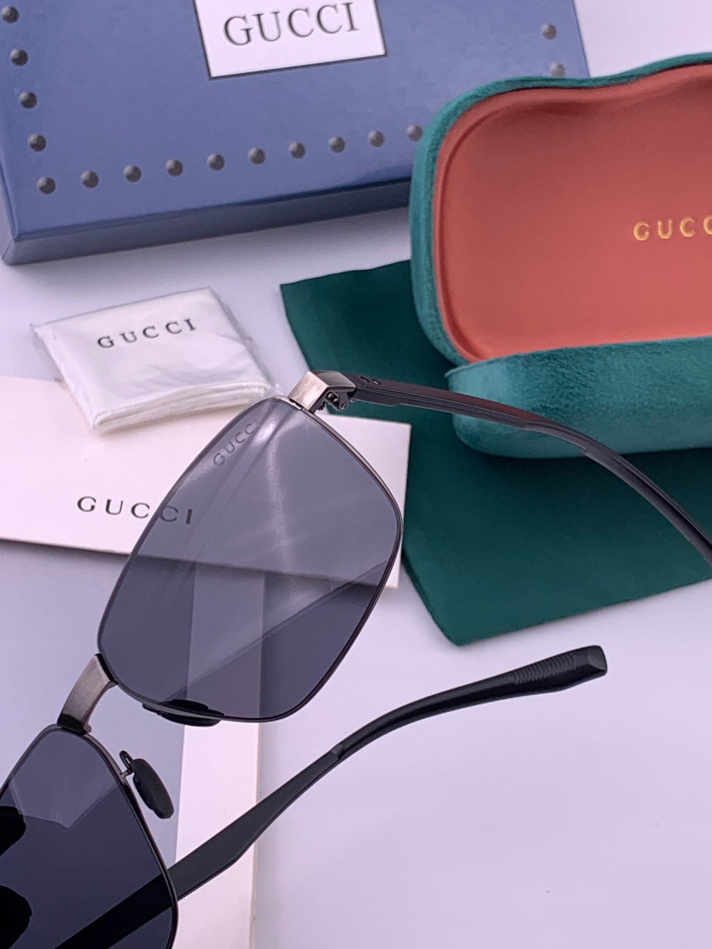 Gucci G7226 Polarized Aviator Gold Lens Sunglasses for Men - 371661 - detail image 3