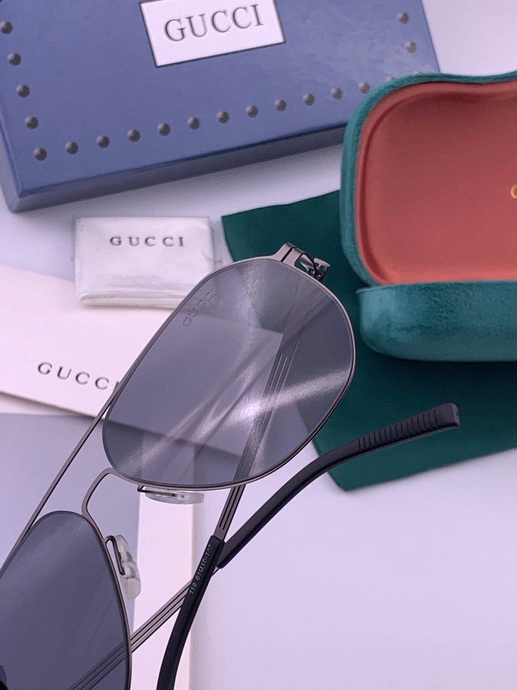 Gucci G911 Polarized Fashion Gold Lens Sunglasses for Men & Women - 371462 - detail image 4