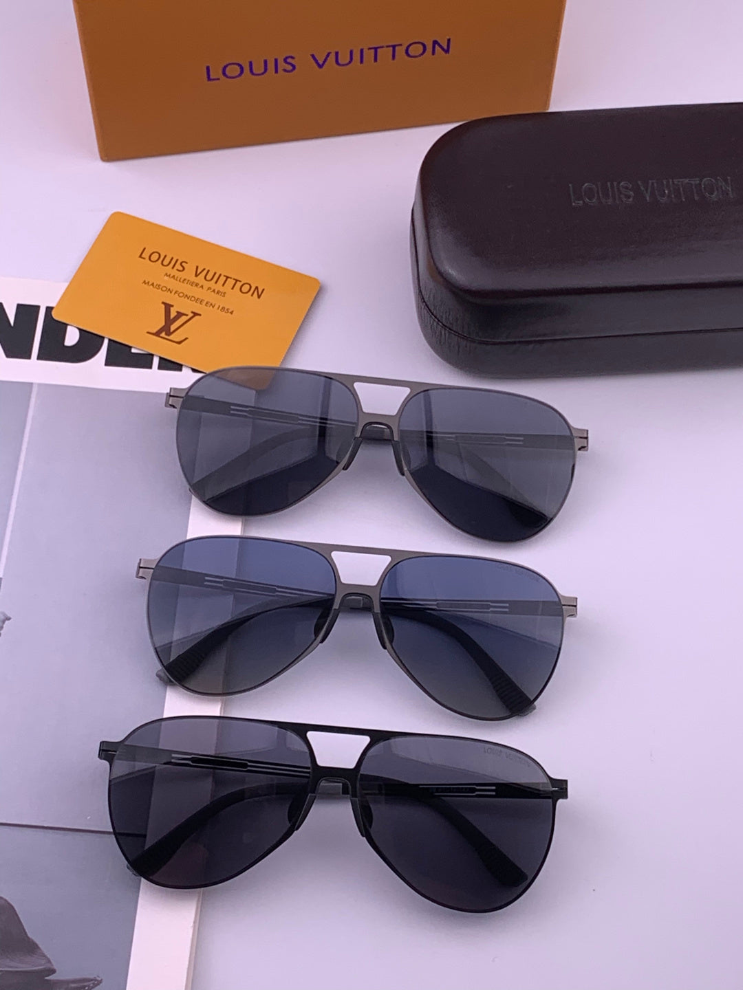 Louis Vuitton L199 Fashion Gold Lens Sunglasses for Men & Women - 371451 - detail image 7