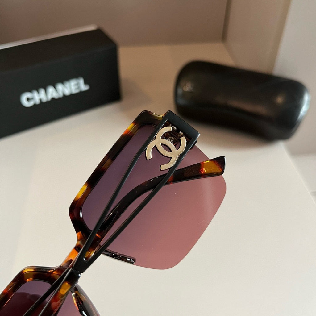 Chanel Fashion Red Lens Sunglasses for Men & Women - 371860 - detail image 8