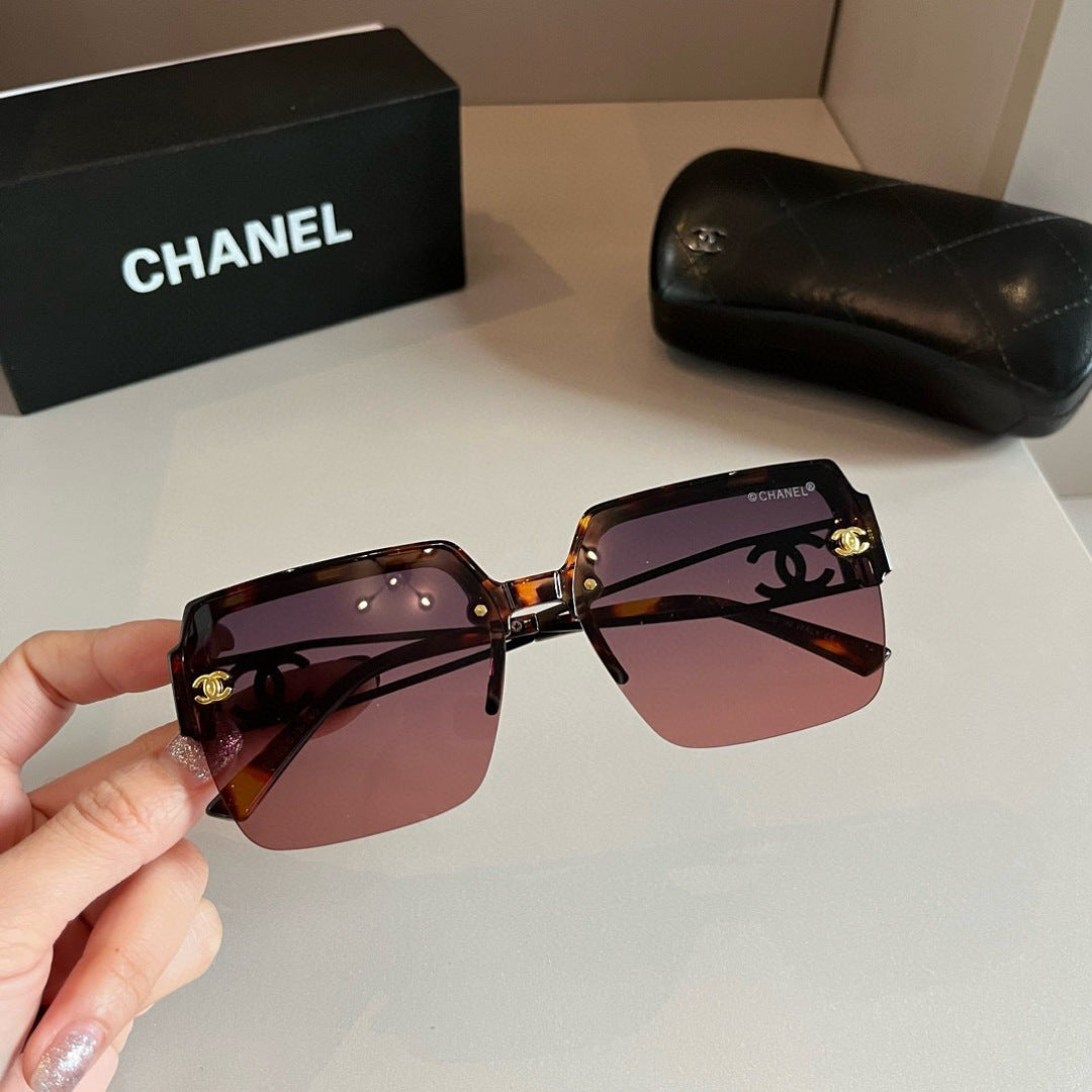 Chanel Fashion Red Lens Sunglasses for Men & Women - 371860 - detail image 5