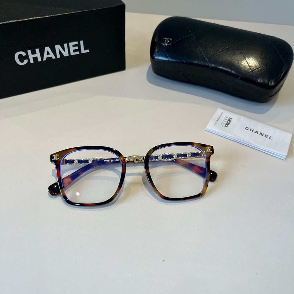 Chanel Oversized Silver Lens Sunglasses for Men & Women - 371861 - detail image 10