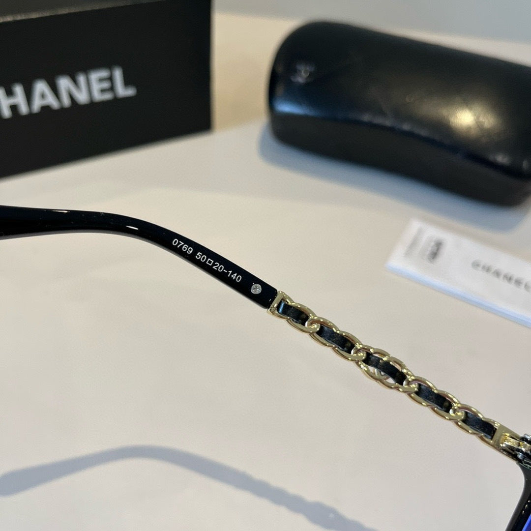 Chanel Oversized Silver Lens Sunglasses for Men & Women - 371864 - detail image 11