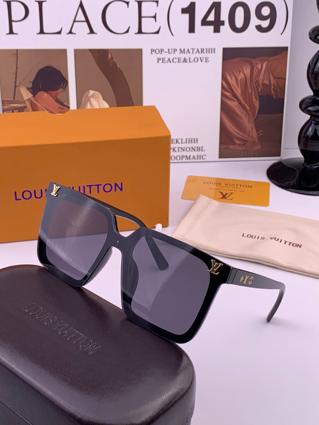 Louis Vuitton L6006 Oversized Black Lens Sunglasses for Men & Women - 371442 - detail image 2