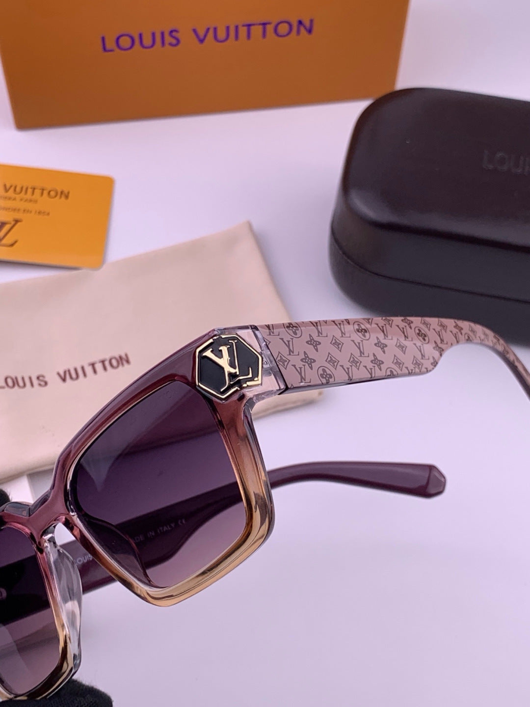 Louis Vuitton Fashion Gold Lens Sunglasses for Men & Women - 371448 - detail image 5