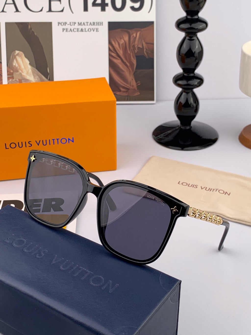 Louis Vuitton L8233 Oversized Red Lens Sunglasses for Men & Women - 371344 - detail image 2