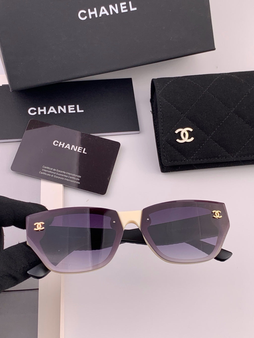 Chanel CH6530 Fashion Gold Lens Sunglasses for Men & Women - 371755 - detail image 3