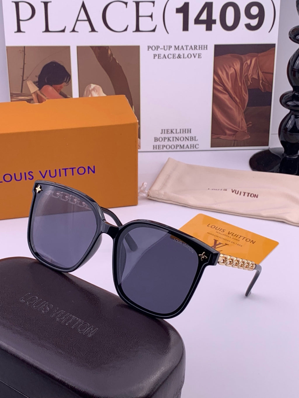 Louis Vuitton L8233 Oversized Gold Lens Sunglasses for Men & Women - 371345 - detail image 2