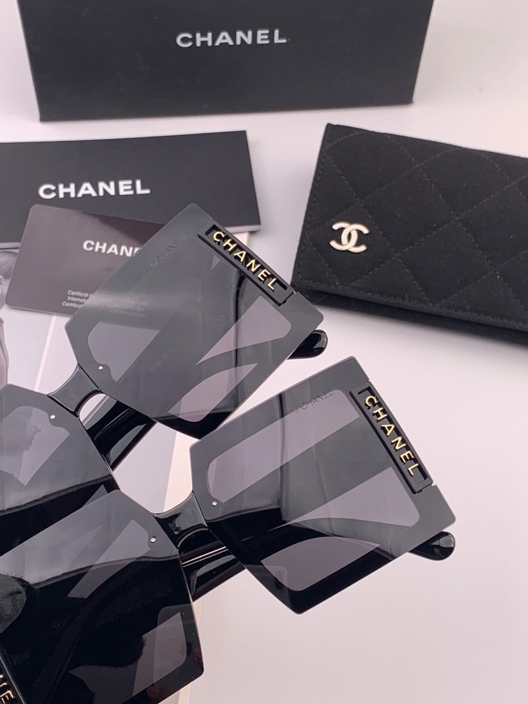 Chanel CH8615 Polarized Square Gold Lens Sunglasses for Women - 371757 - detail image 4
