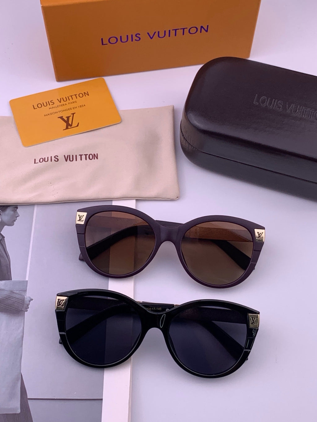 Louis Vuitton L87000 Oversized Black Lens Sunglasses for Men & Women - 371350 - detail image 8