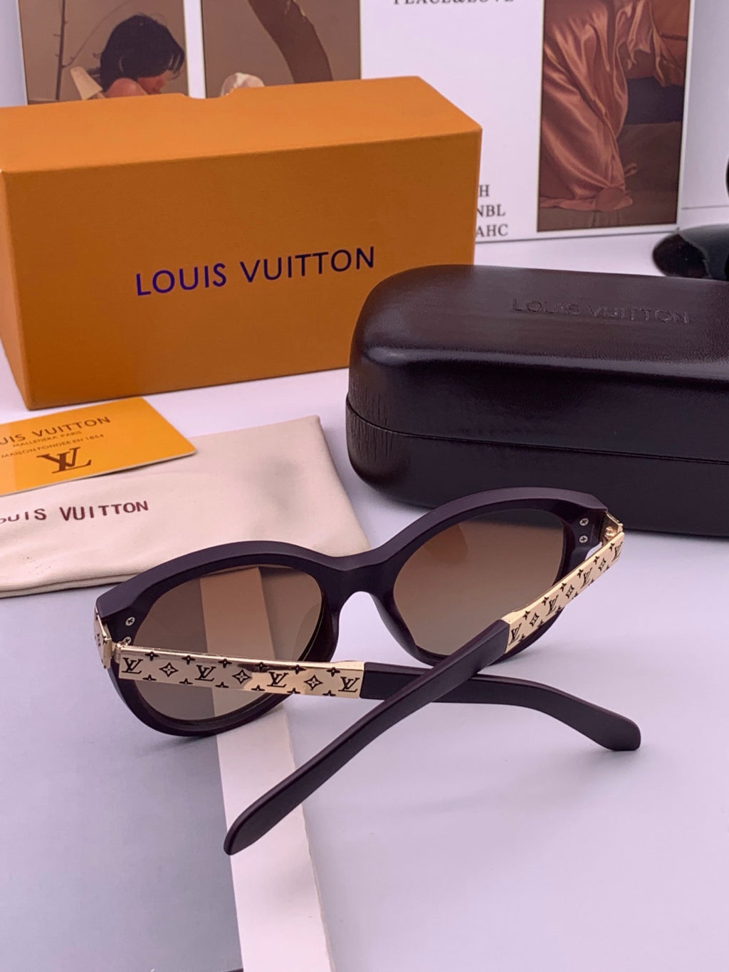 Louis Vuitton L87000 Oversized Black Lens Sunglasses for Men & Women - 371351 - detail image 7