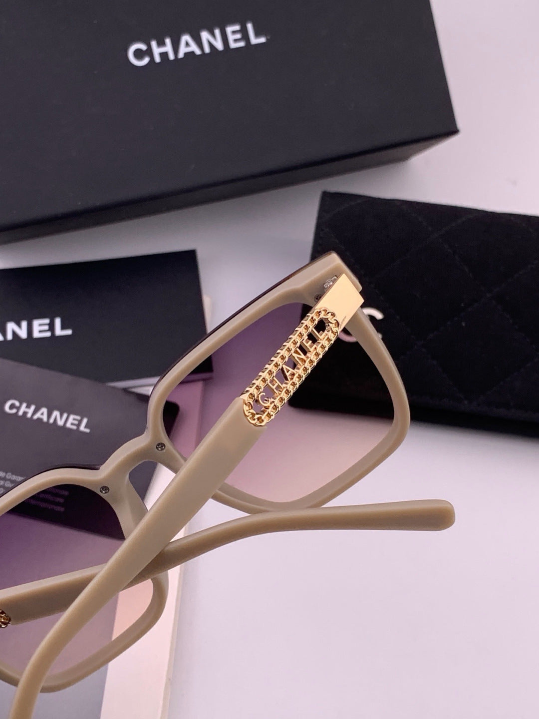 Chanel CH07003 Fashion Purple Lens Sunglasses for Men & Women - 371759 - detail image 4