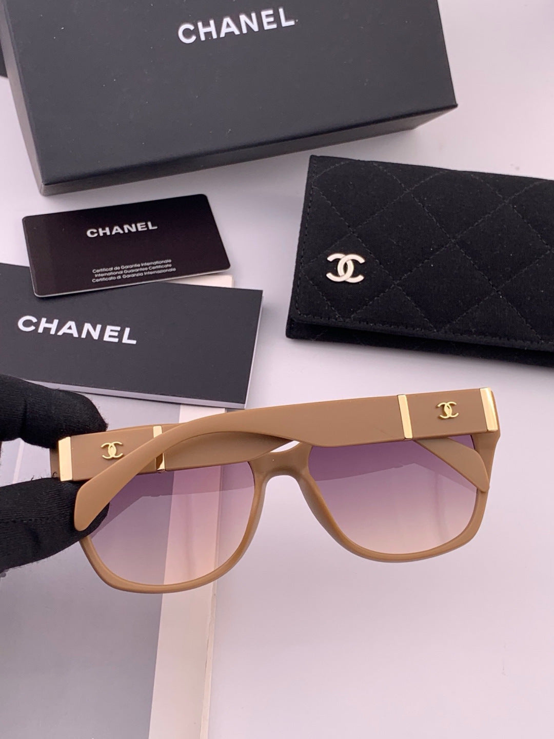 Chanel CH47004 Oversized Purple Lens Sunglasses for Men & Women - 371736 - detail image 5