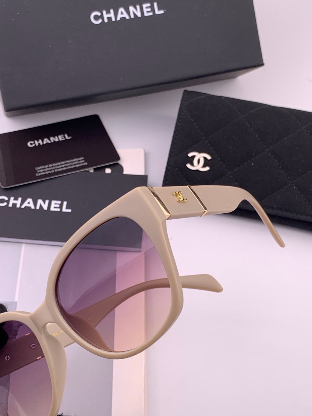 Chanel CH47004 Oversized Purple Lens Sunglasses for Men & Women - 371738 - detail image 3