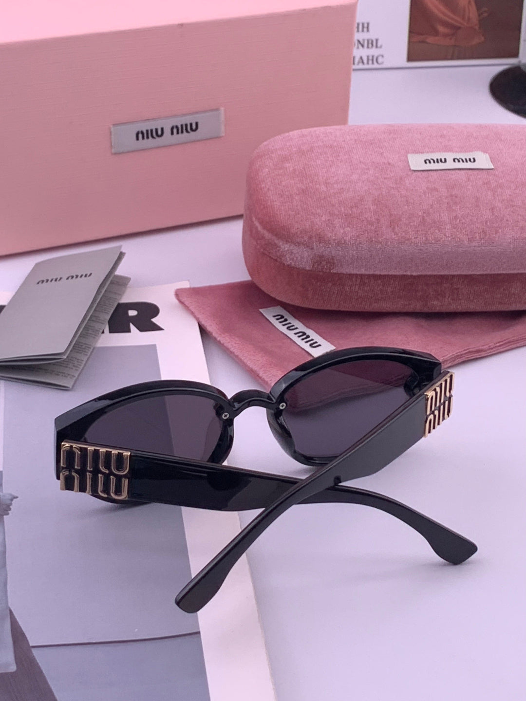 Miu Miu M7350 Fashion Black Lens Sunglasses for Men & Women - 372436 - detail image 7