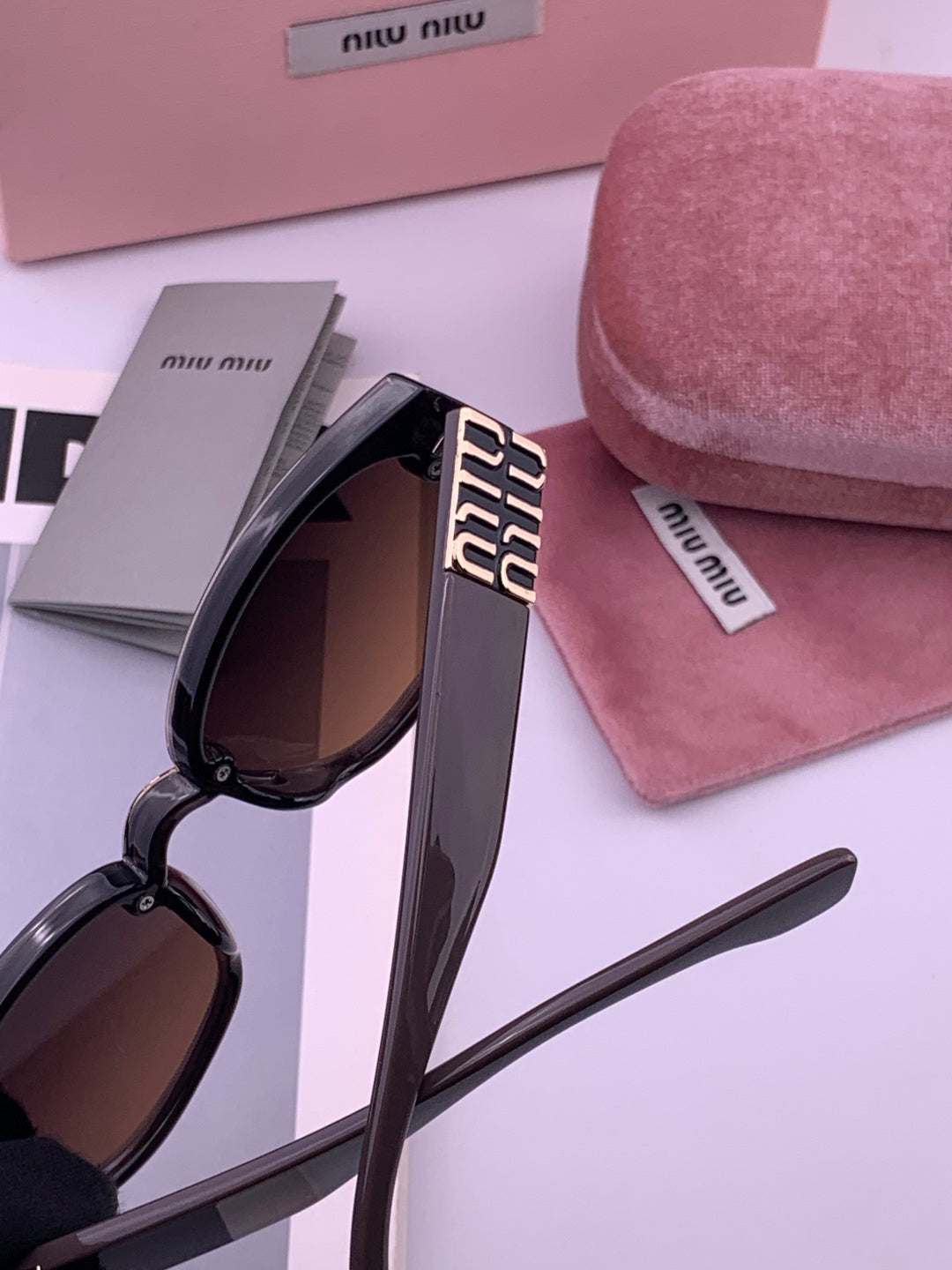 Miu Miu M7350 Fashion Black Lens Sunglasses for Men & Women - 372437 - detail image 5