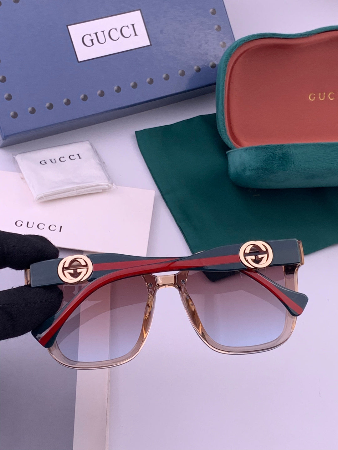 Gucci G1620 Square Brown Lens Sunglasses for Men & Women - detail image 6