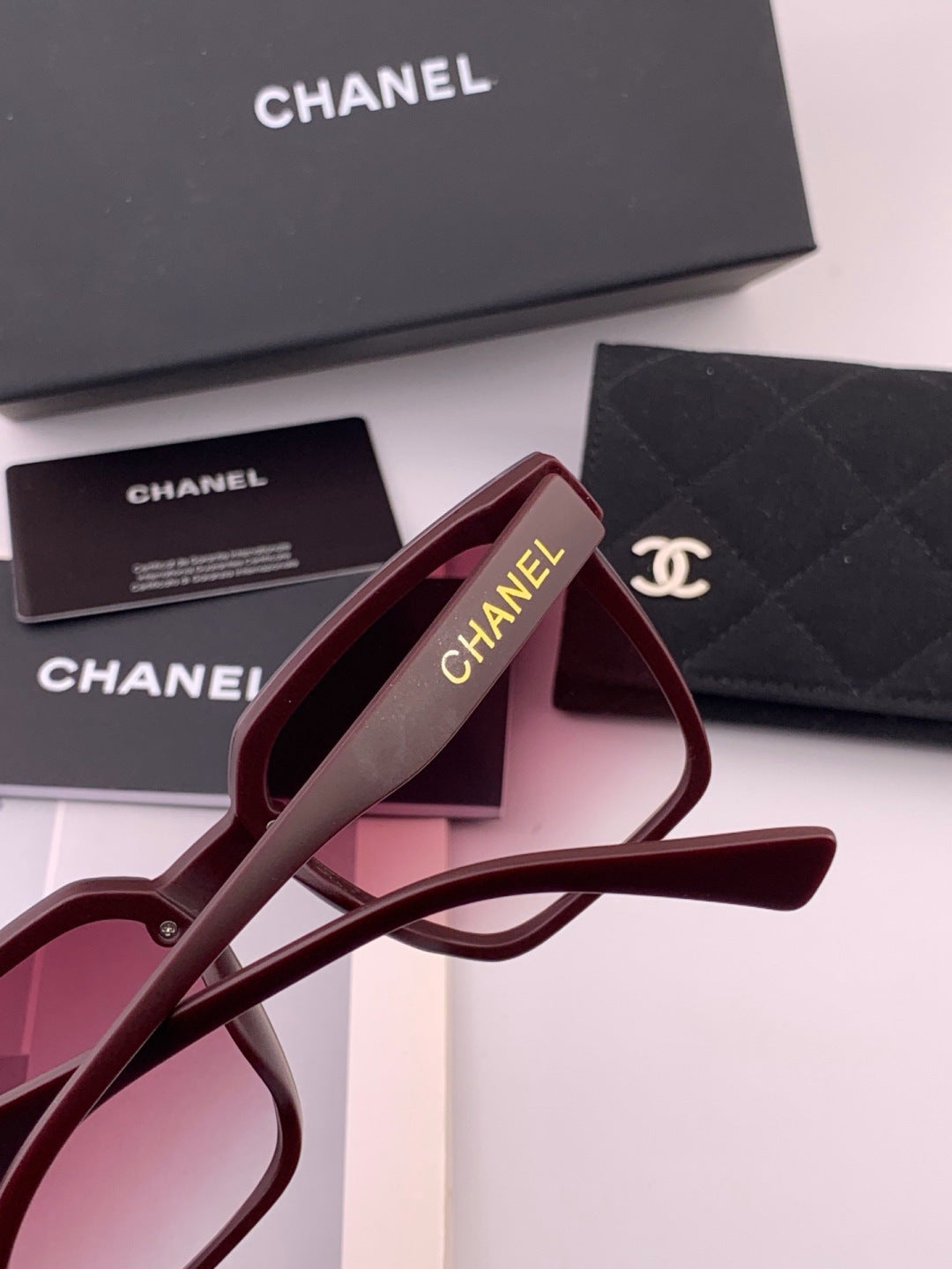 Chanel CH47000 Oversized Black Lens Sunglasses for Men & Women - detail image 4