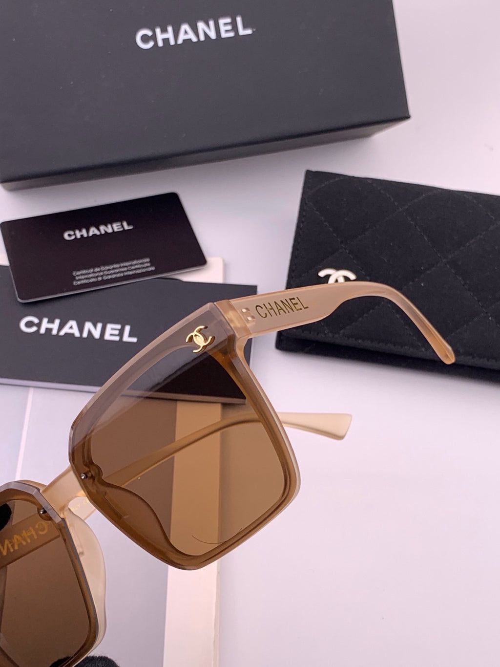 Chanel CH47000 Oversized Brown Lens Sunglasses for Men & Women - detail image 2