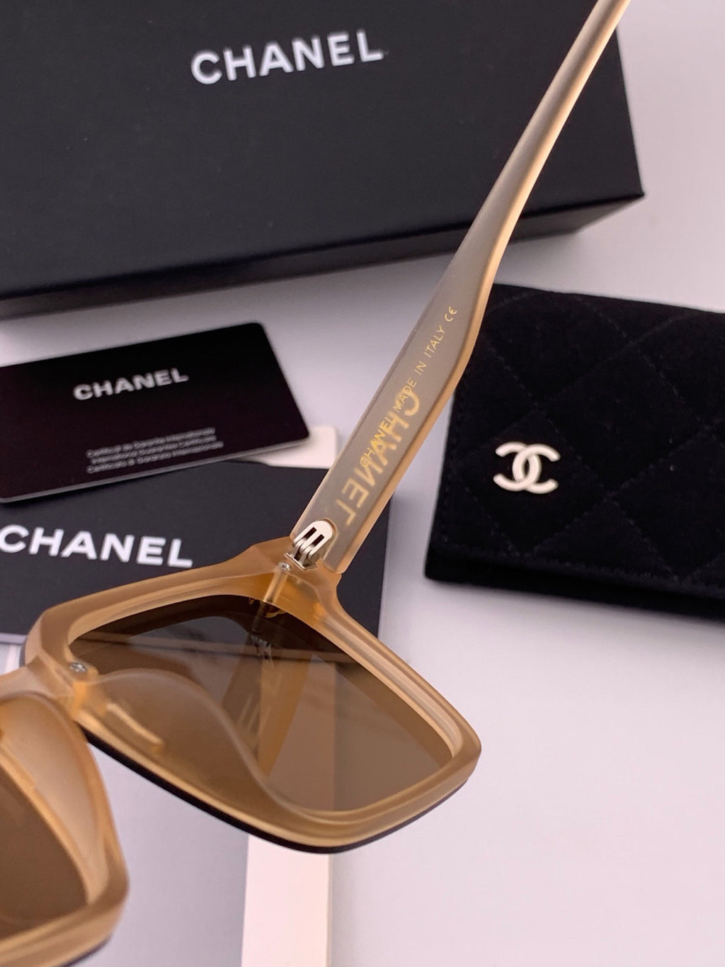 Chanel CH47000 Oversized Brown Lens Sunglasses for Men & Women - detail image 5