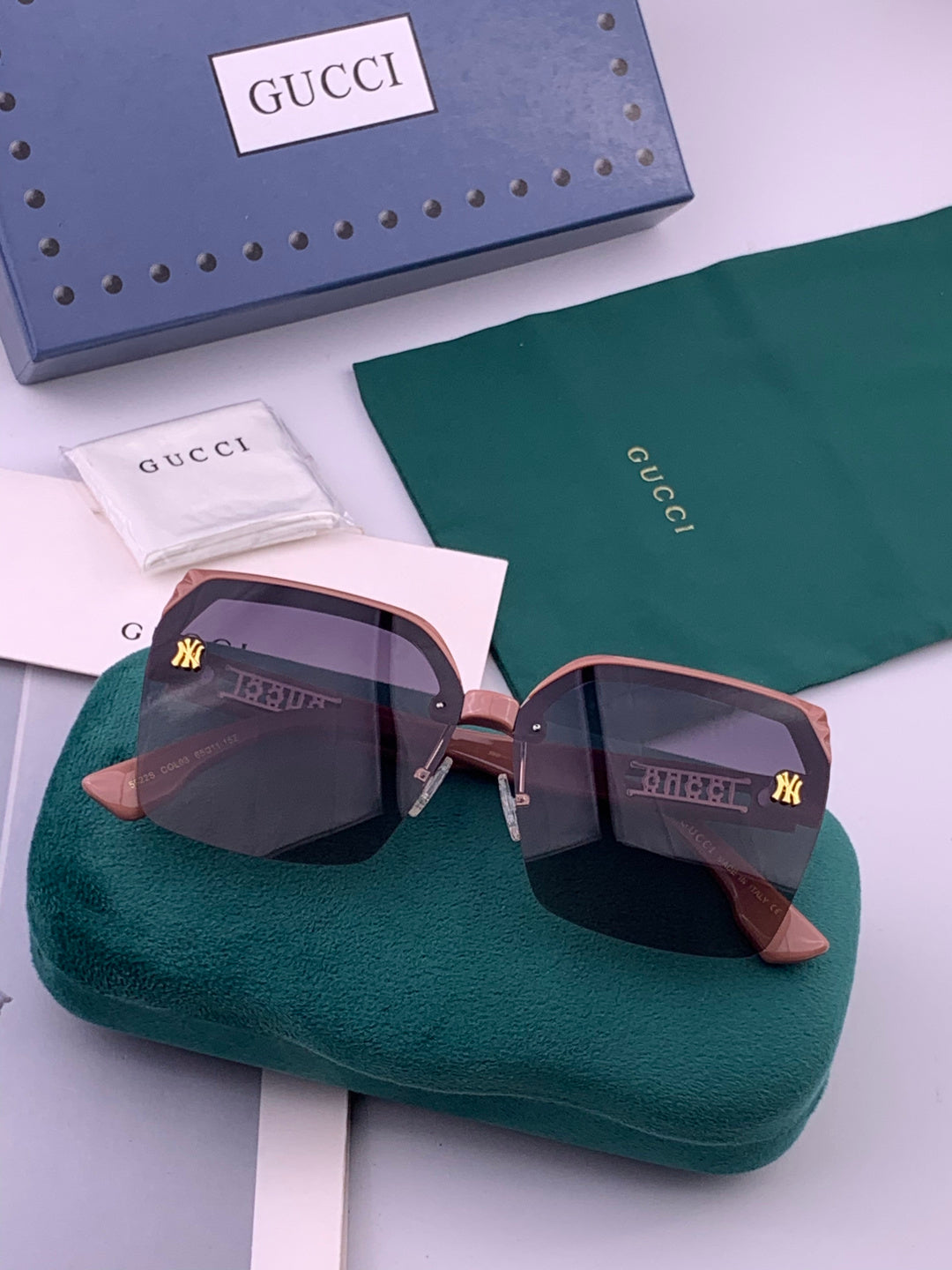 Gucci 2592 Polarized Square Gold Lens Sunglasses for Men & Women - 371541 - detail image 7
