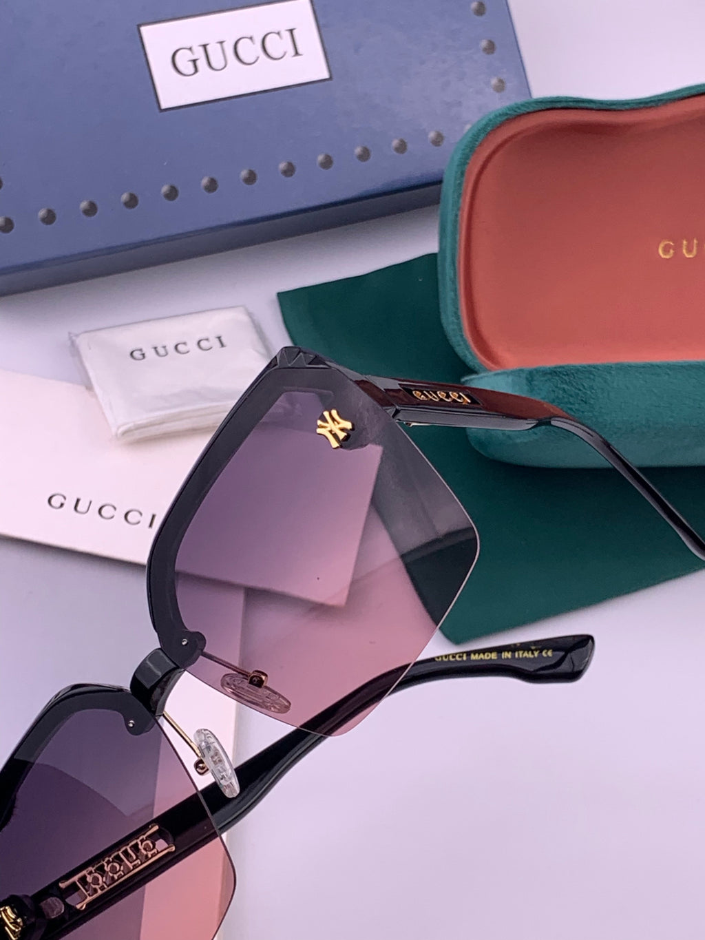 Gucci 2592 Polarized Square Gold Lens Sunglasses for Men & Women - 371542 - detail image 3