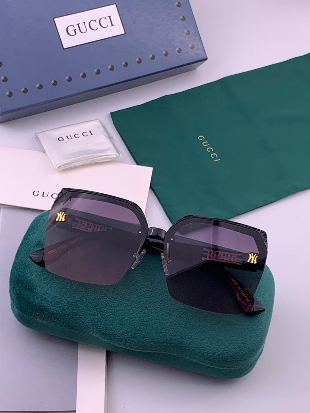 Gucci 2592 Polarized Square Gold Lens Sunglasses for Men & Women - 371542 - detail image 7