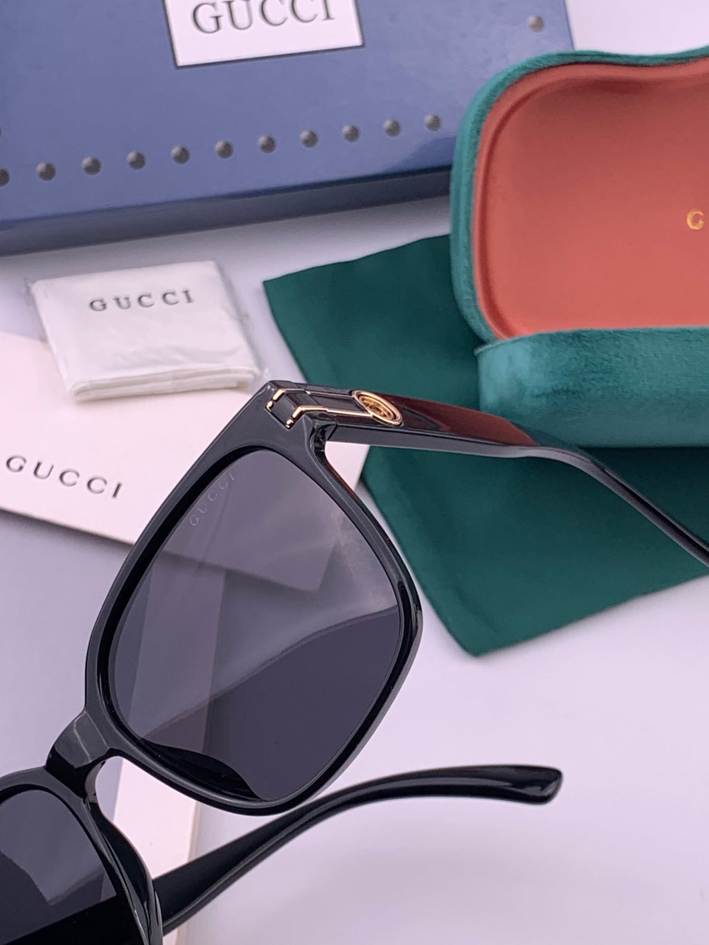 Gucci G1106 Metal Square Gold Lens Sunglasses for Men & Women - detail image 3