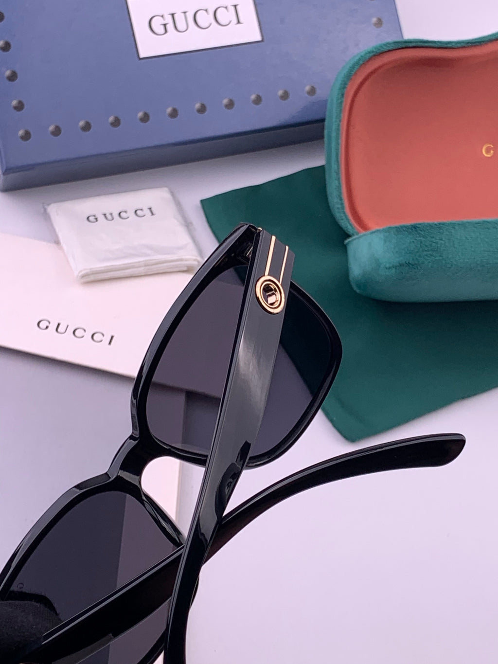 Gucci G1106 Metal Square Gold Lens Sunglasses for Men & Women - detail image 5