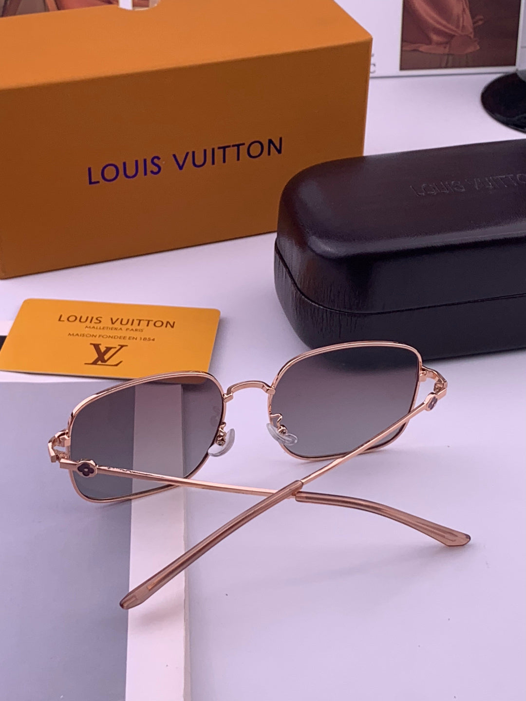 Louis Vuitton 5303 Polarized Aviator Purple Lens Sunglasses for Men & - 371339 - detail image 7