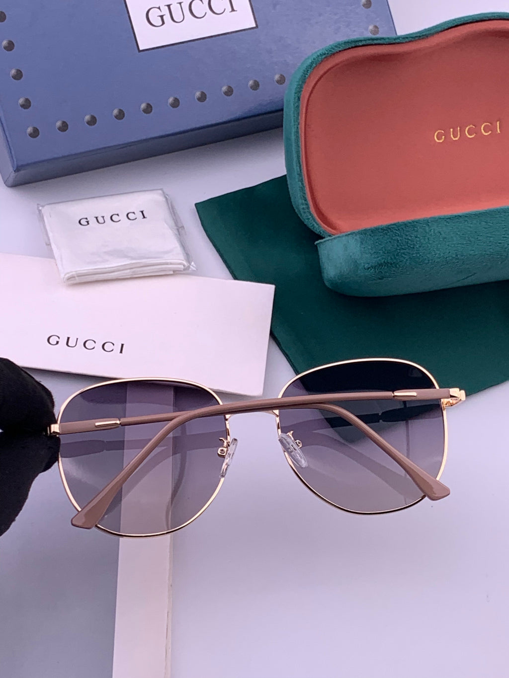 Gucci G5822 Polarized Oversized Gold Lens Sunglasses for Men & Women - 371549 - detail image 6